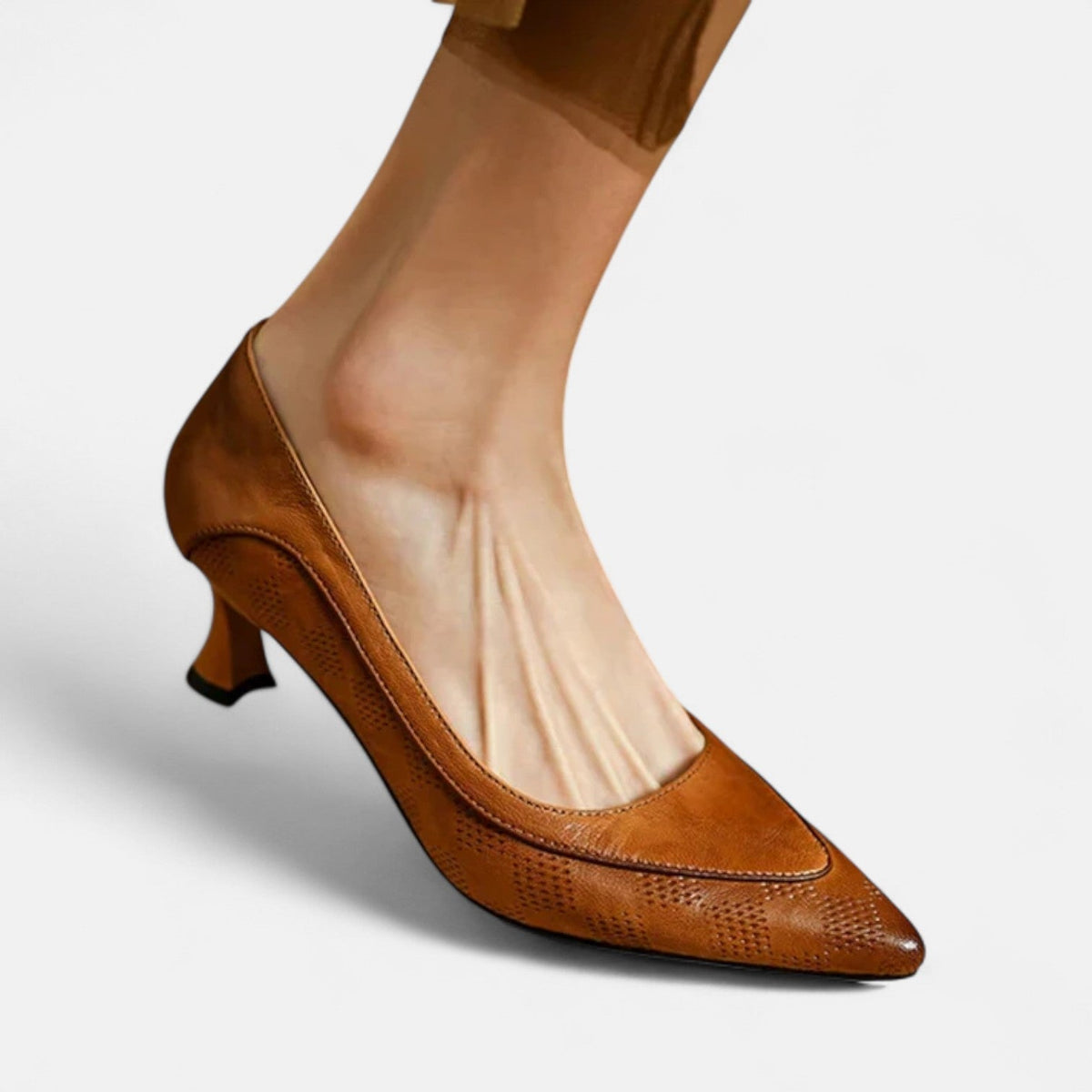 Amara Leder Pumps