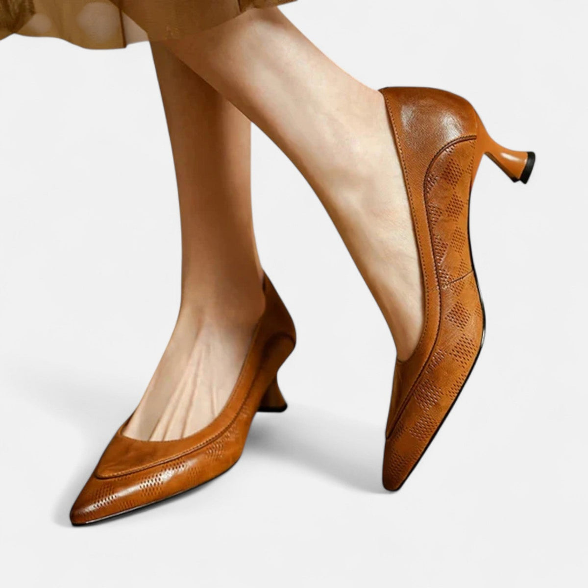 Amara Leder Pumps