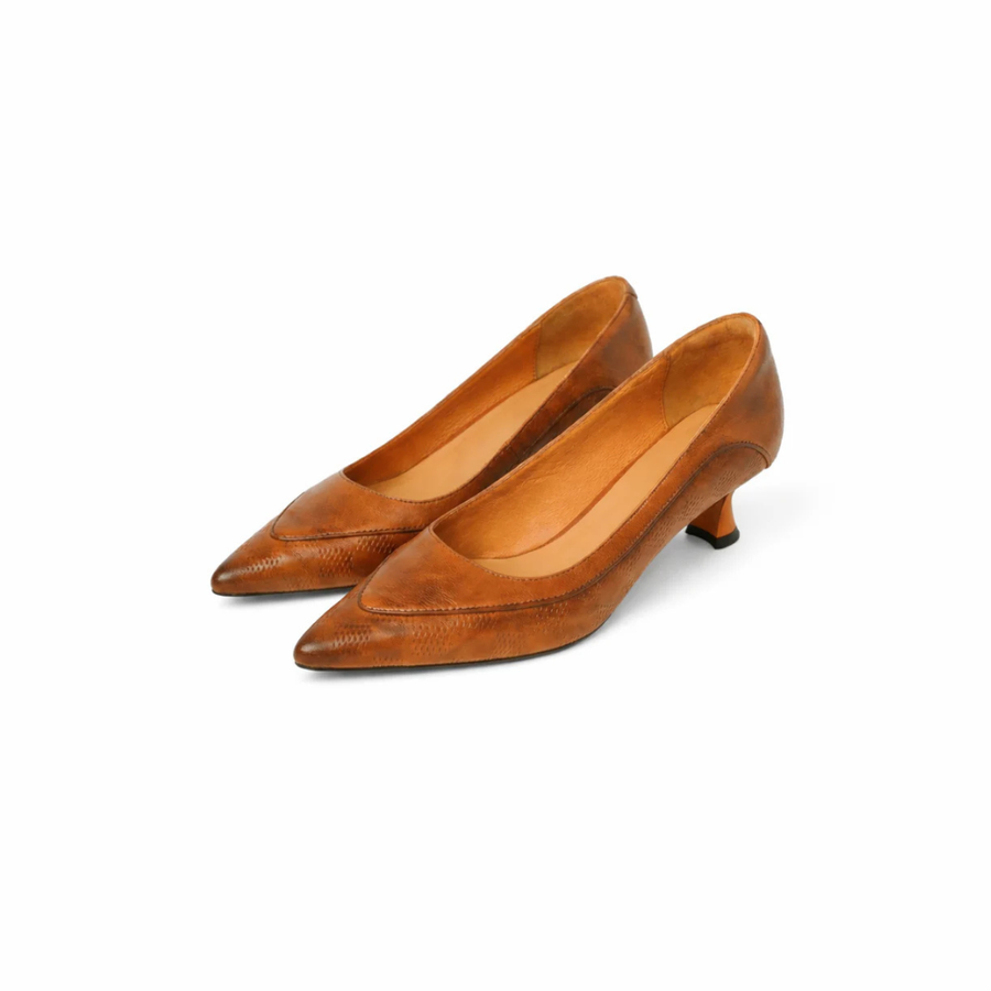 Amara Leder Pumps
