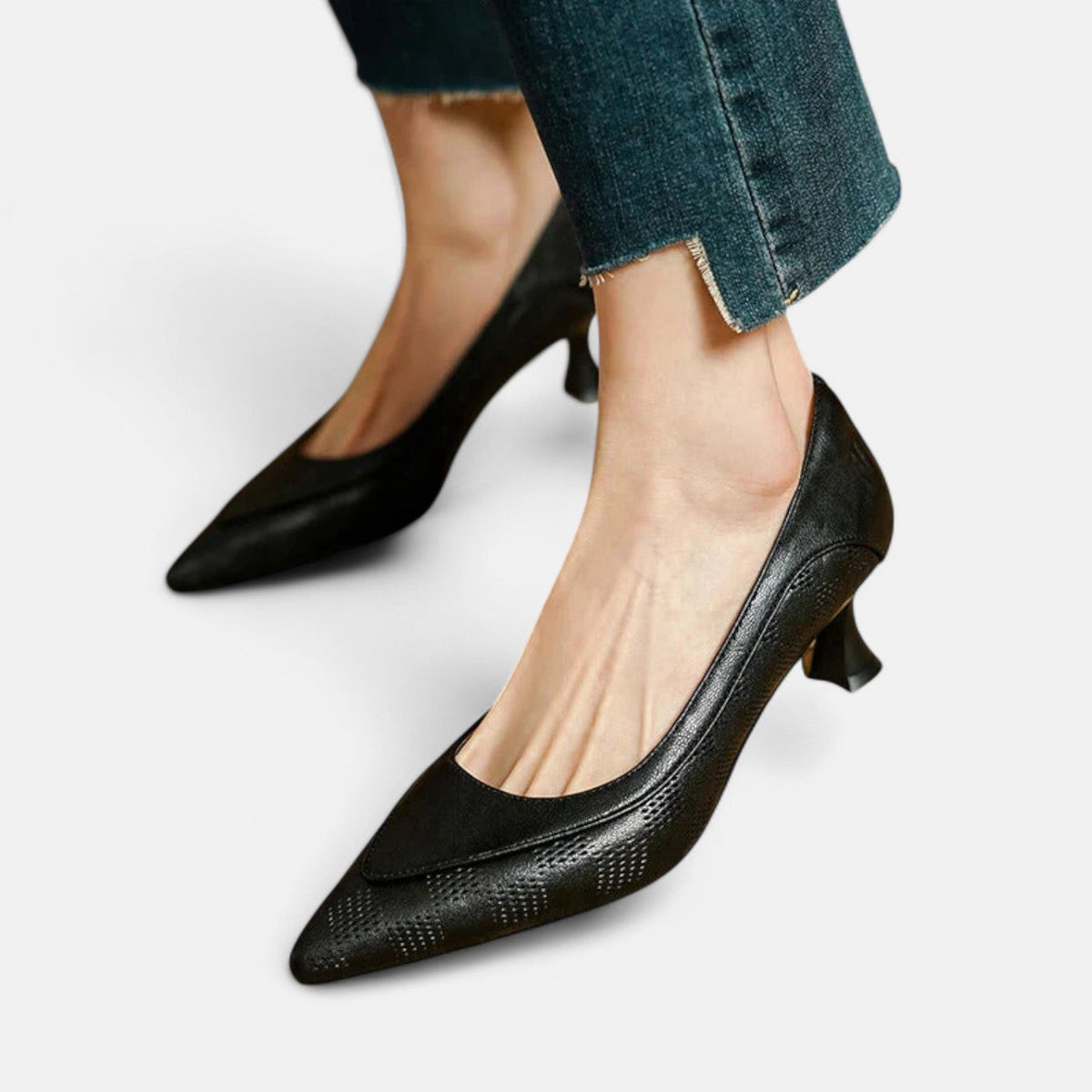 Amara Leder Pumps